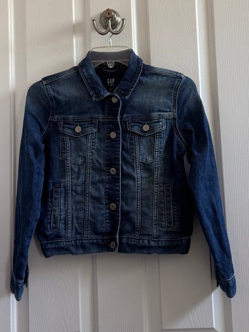 Girls Gap Kids Denim Jacket Medium Wash Size Large Regular, Great condition!